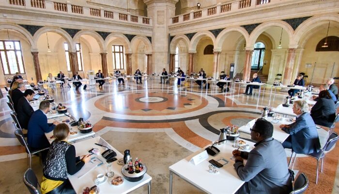 Im Spannungsfeld von Präsenzunterricht und Sicherheit